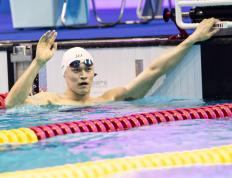 世俱杯参赛资格-游泳冠军争夺激情四射，泳力无边的简单介绍