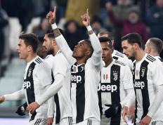 世俱杯直播-尤文图斯面对巴塞罗那险胜，全队庆祝的简单介绍