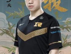 世俱杯改制-FNC绝杀FLY，Uzi完成史诗逆转全球总决赛3:0（广州）