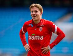 世俱杯改制-包含土耳其主场战平瑞士，积分榜上升至第五位的词条