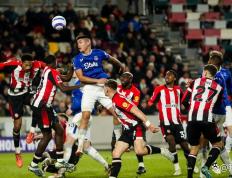 世俱杯分组-狼队与埃弗顿的交锋扣人心弦，最终谁能笑到最后？的简单介绍