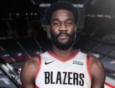 世俱杯决赛-包含决心队主教练调整战术取得连胜冲击季后赛的词条