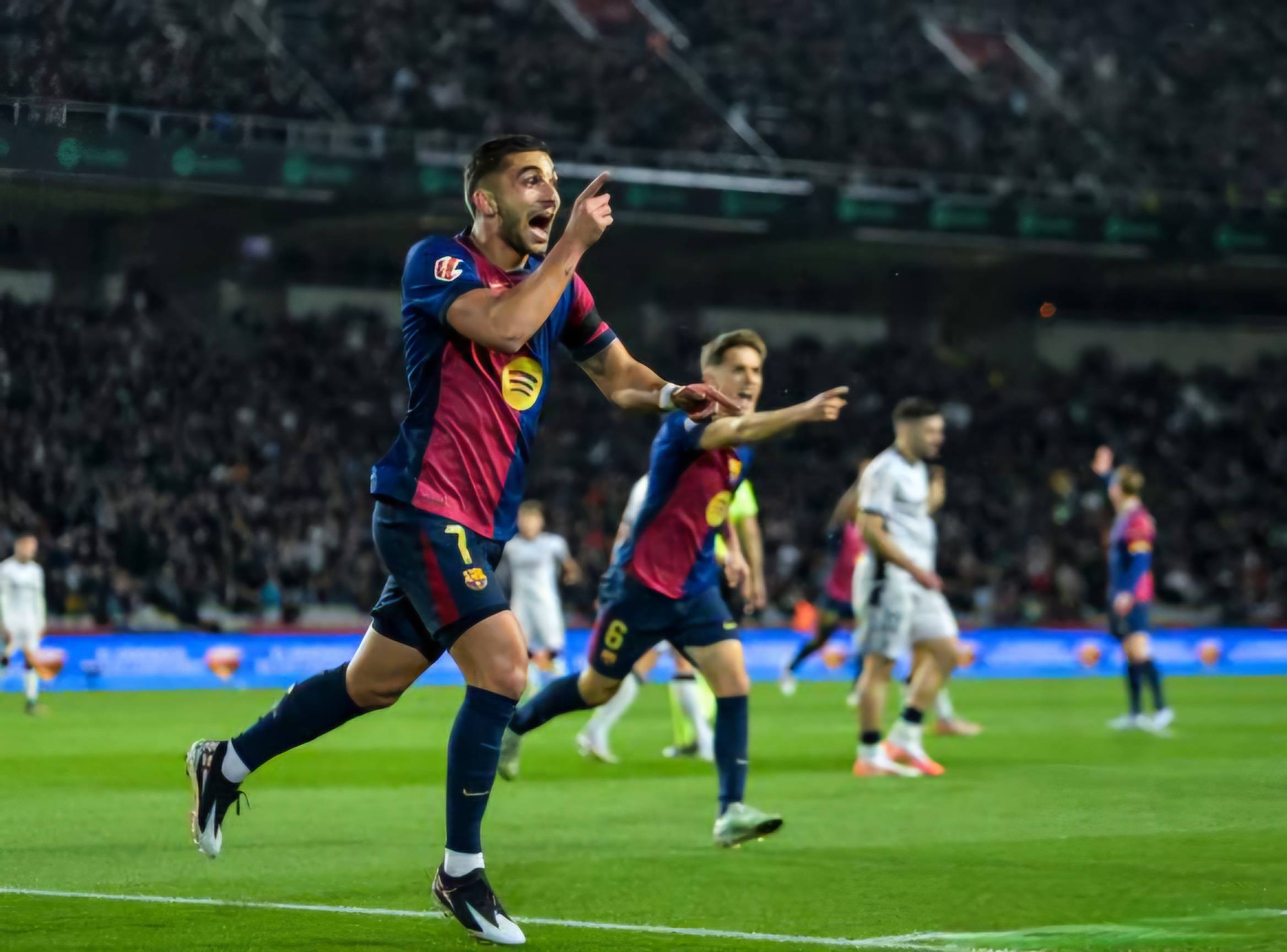 世俱杯2025-今晚焦点：巴萨失利，引发热议的简单介绍