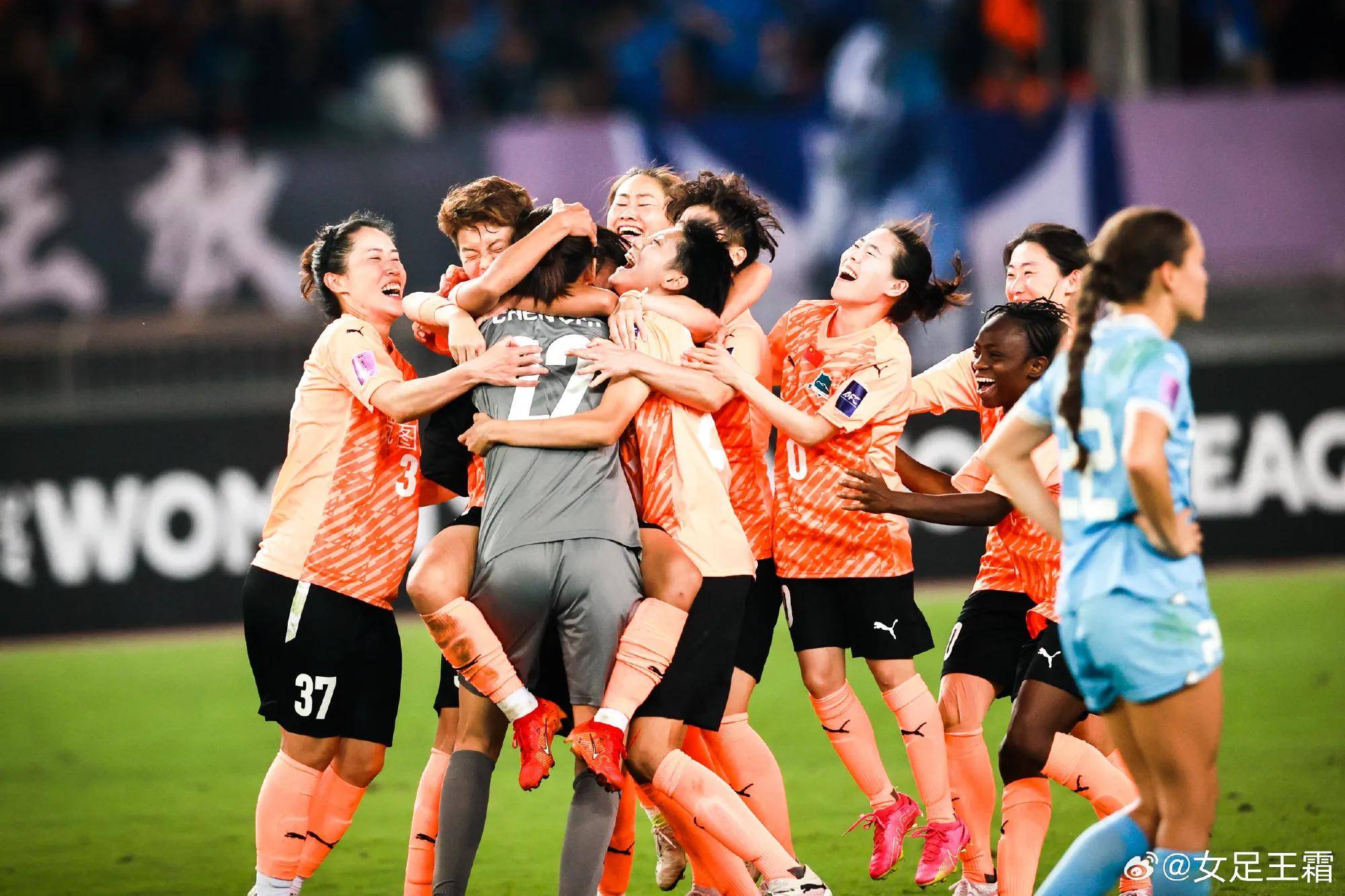 世俱杯2025-包含女足赛场上的精彩表现，让人们为之惊叹的词条