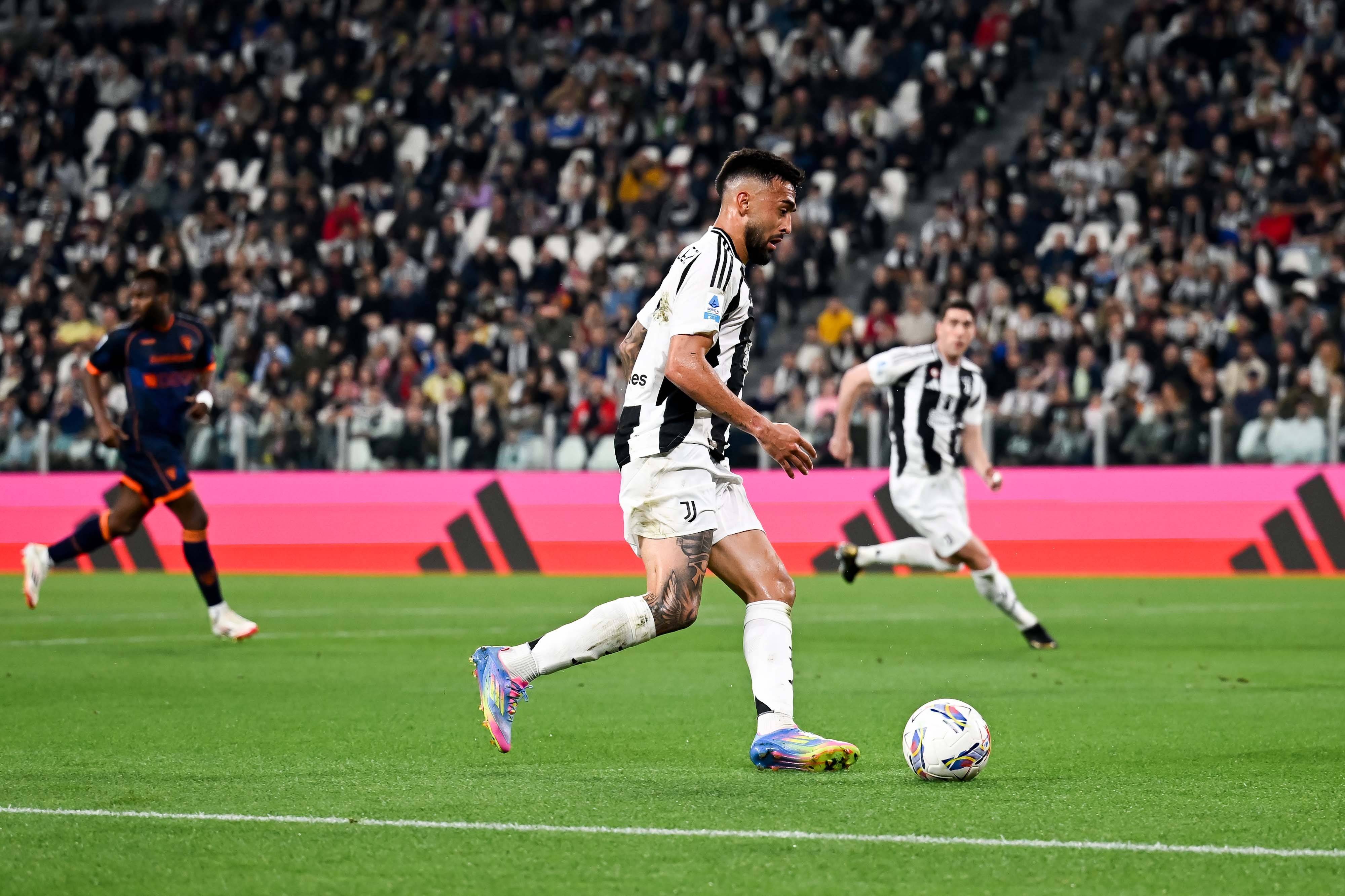 世俱杯时间-尤文图斯在对阵多特蒙德队的比赛中展现出色