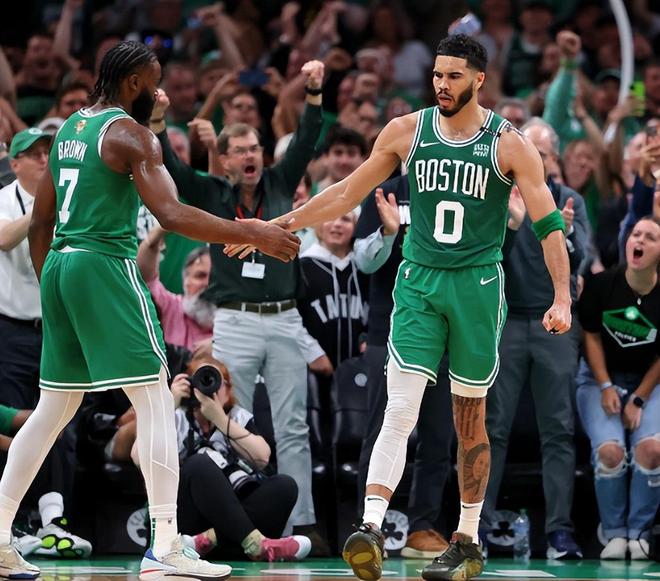 世俱杯2025-凯尔特人擒下湖人，沃克终场绝杀