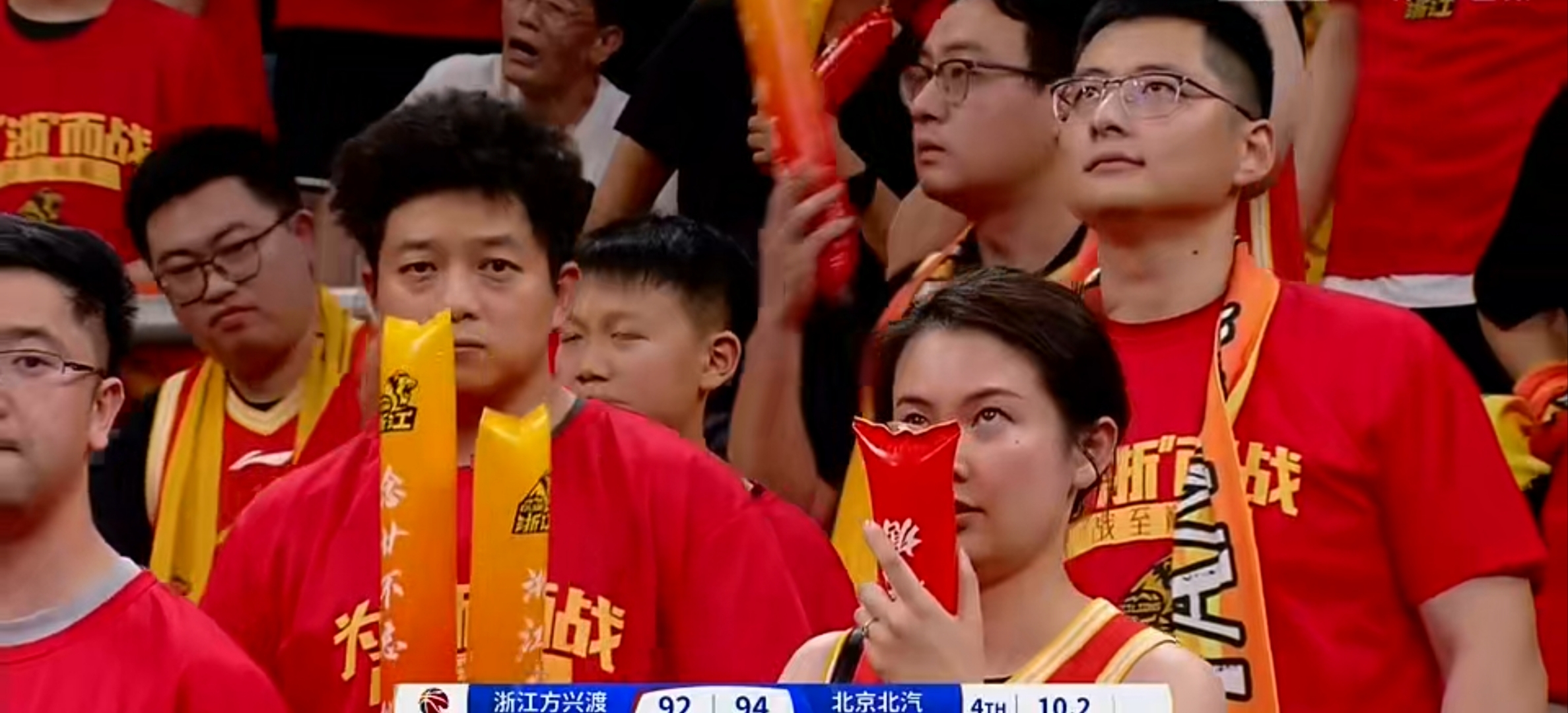 世俱杯-火箭逆转上海队,孙铭徽扛起全队