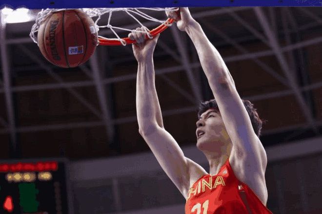 世俱杯-火箭逆转上海队,孙铭徽扛起全队