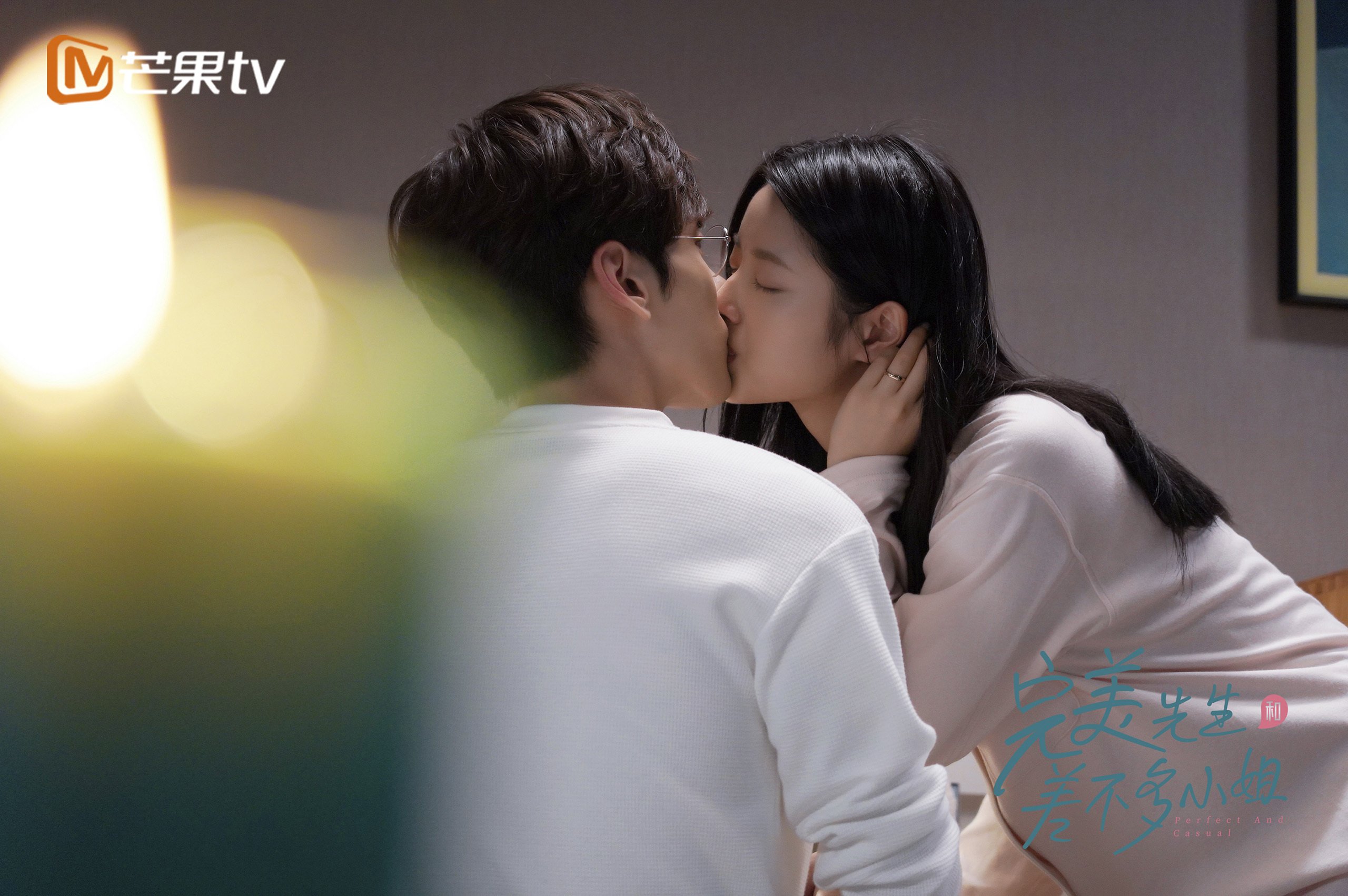 世俱杯决赛-突尼斯防守锁死巴拉圭,阿圭罗稳定输出不掉线—足球赛场上的攻守之道