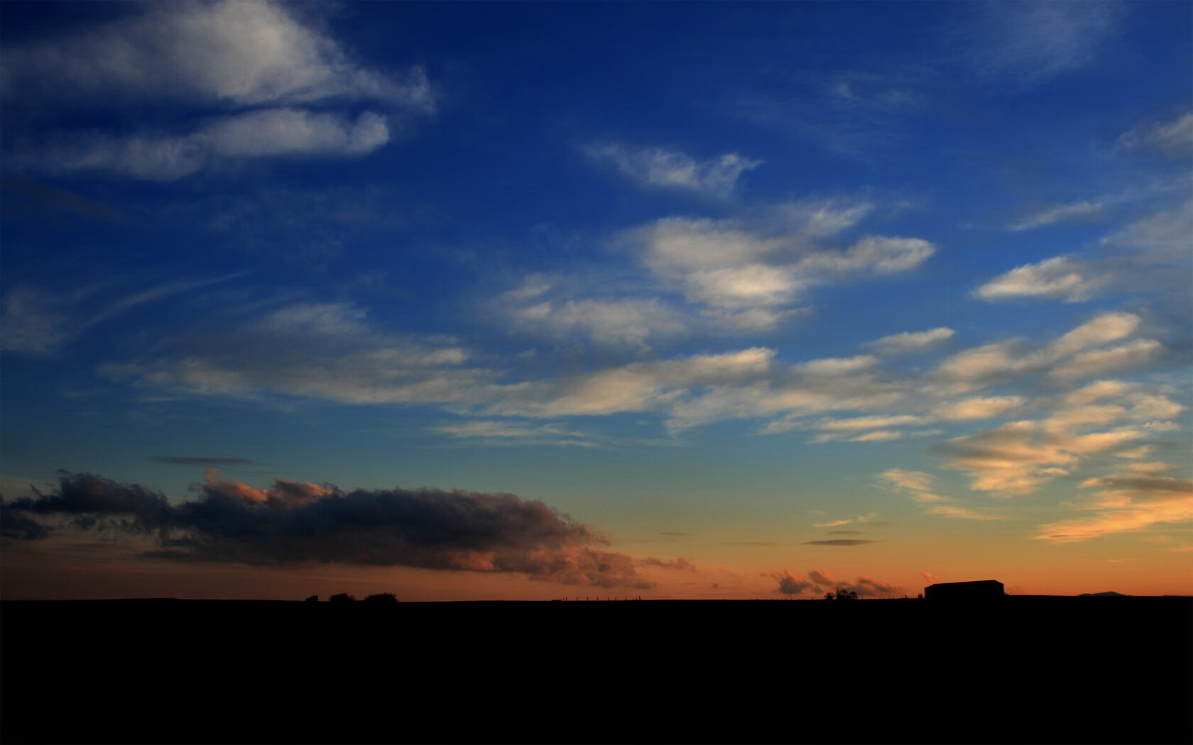 世俱杯赛程-破围，从美加墨的草坪到深圳的球馆，体育如何重塑我们的想象共同体