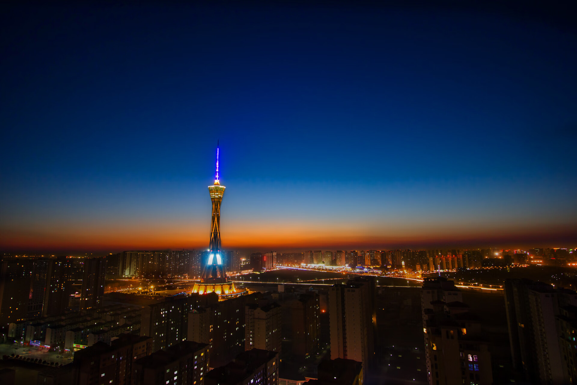 世俱杯-桑巴折戟，红魔锋霸耀世，智利2026世界杯D组首战险胜巴西